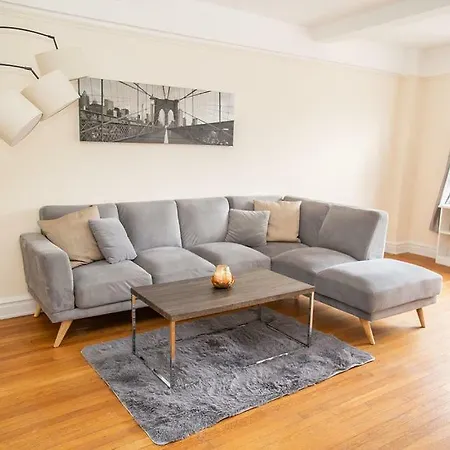 34Th Street Apartment
